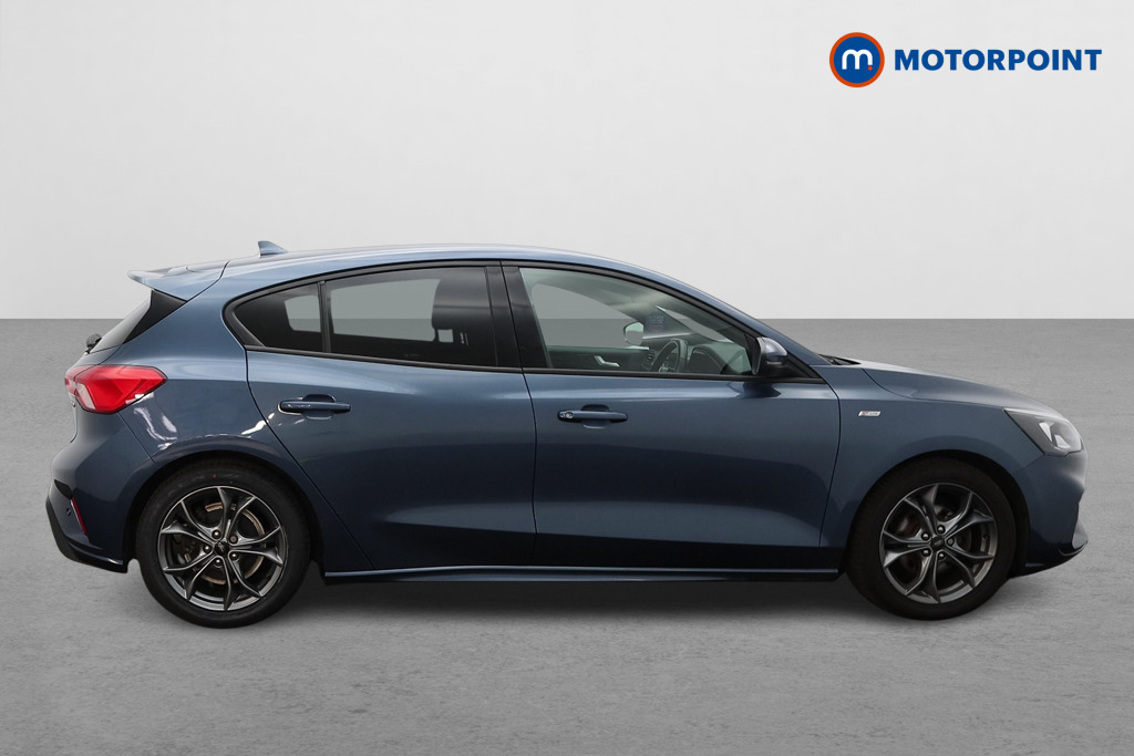 Ford Focus St-Line Edition Manual Petrol Hatchback - Stock Number (1660104) - Drivers side