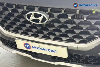 Hyundai Santa Fe Ultimate Automatic Petrol-Electric Hybrid SUV - Stock Number (1660143) - 43rd supplementary image