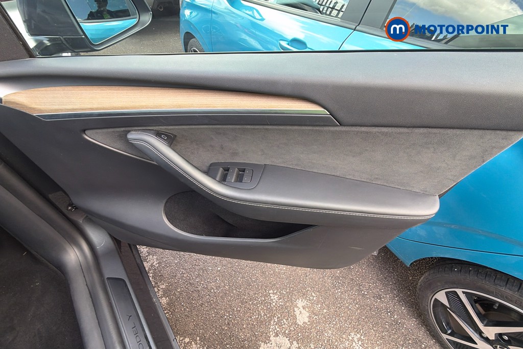 Tesla Model Y Long Range Automatic Electric SUV - Stock Number (1662222) - 4th supplementary image