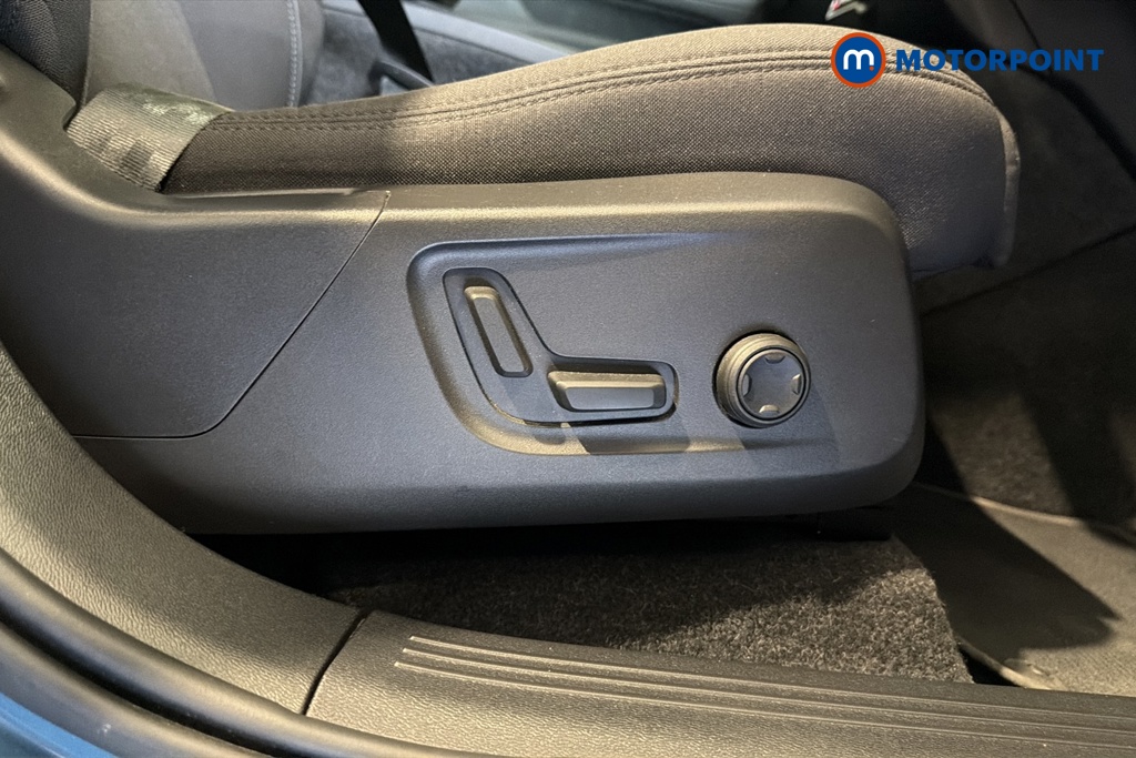 Volvo Xc40 Plus Automatic Electric SUV - Stock Number (1662488) - 23rd supplementary image
