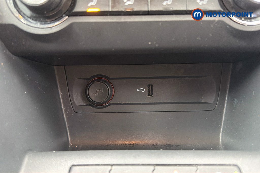 Mg Motor Uk MG3 Excite Manual Petrol Hatchback - Stock Number (1664745) - 13th supplementary image