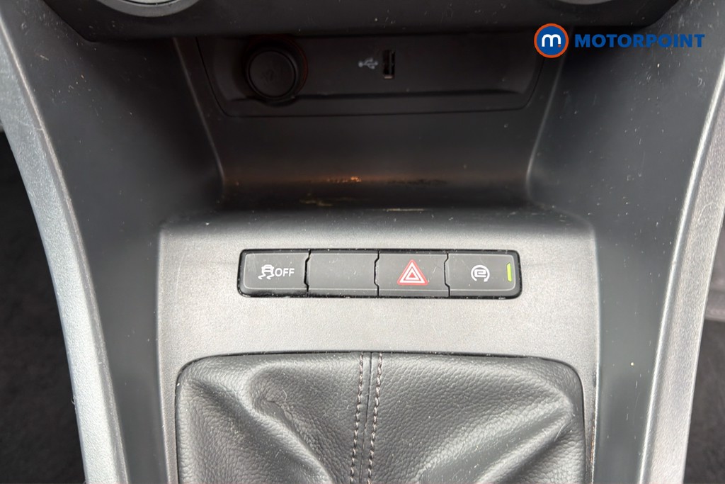 Mg Motor Uk MG3 Excite Manual Petrol Hatchback - Stock Number (1664745) - 14th supplementary image