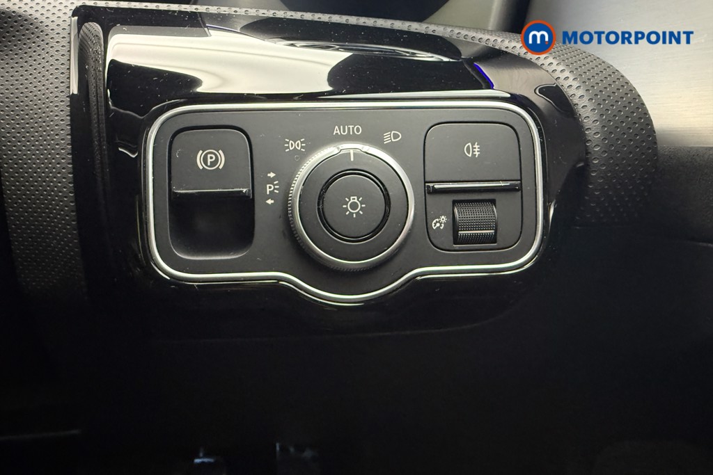 Mercedes-Benz CLA Amg Line Automatic Petrol Coupe - Stock Number (1665568) - 21st supplementary image