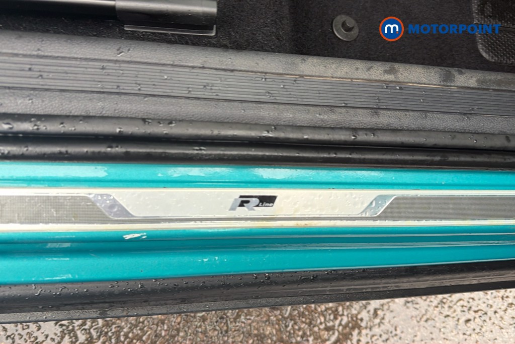 Volkswagen T-Cross R-Line Manual Petrol SUV - Stock Number (1666818) - 5th supplementary image