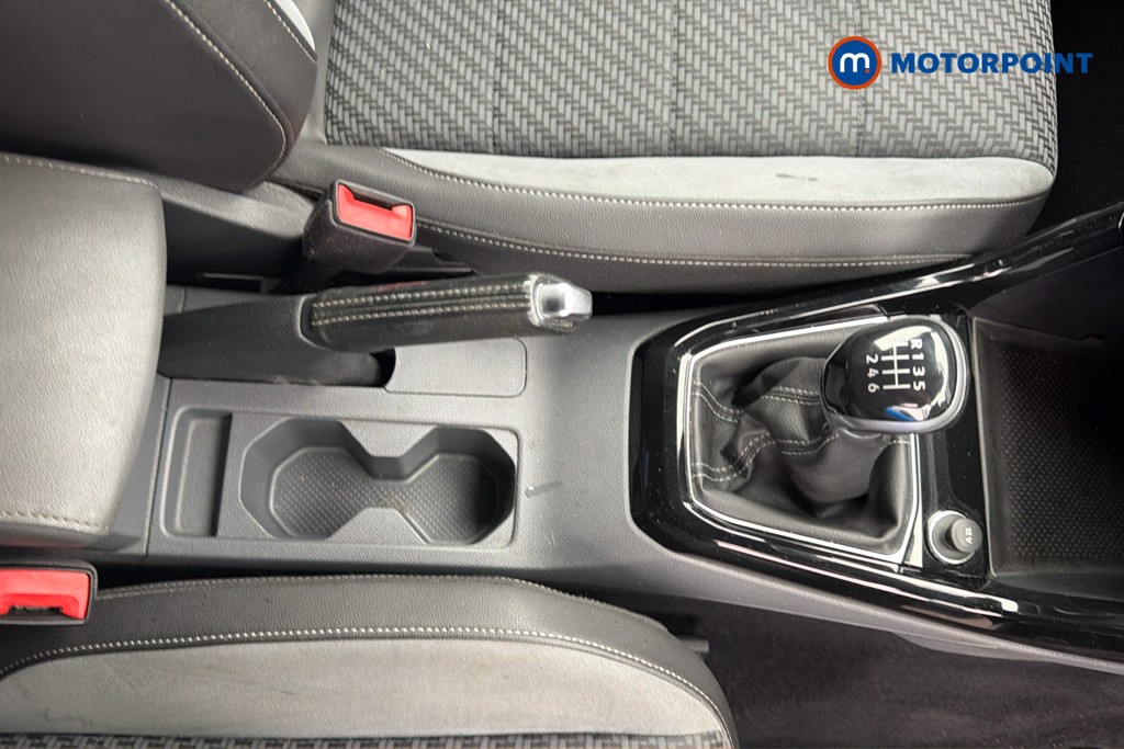 Volkswagen T-Cross R-Line Manual Petrol SUV - Stock Number (1666818) - 17th supplementary image