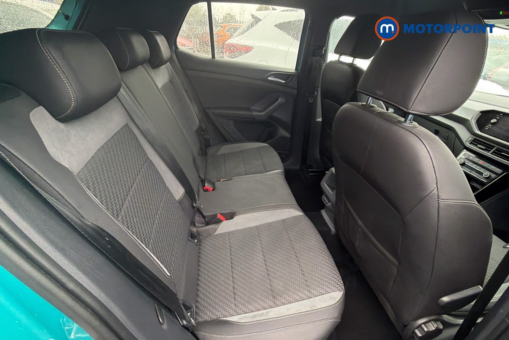 Volkswagen T-Cross R-Line Manual Petrol SUV - Stock Number (1666818) - 32nd supplementary image