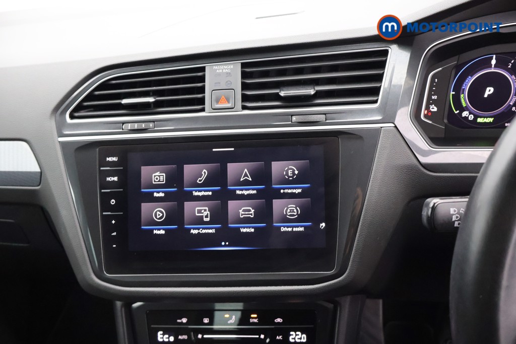 Volkswagen Tiguan Life Automatic Petrol Plug-In Hybrid SUV - Stock Number (1667821) - 8th supplementary image