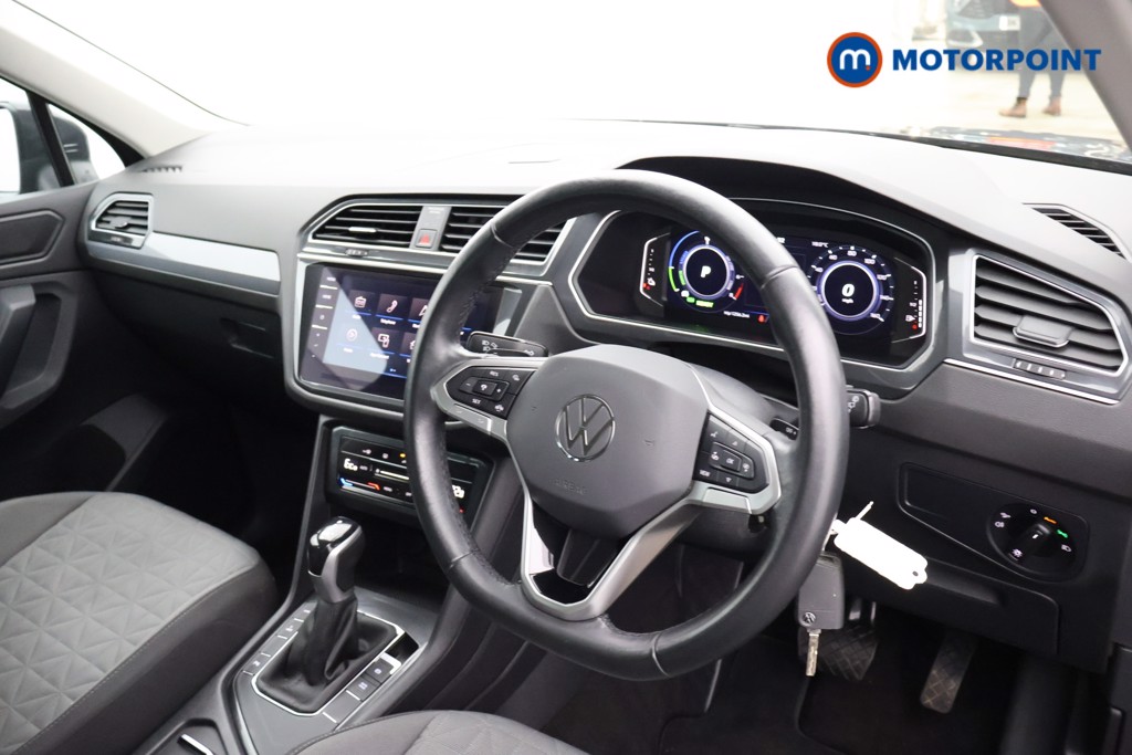 Volkswagen Tiguan Life Automatic Petrol Plug-In Hybrid SUV - Stock Number (1667821) - 13th supplementary image