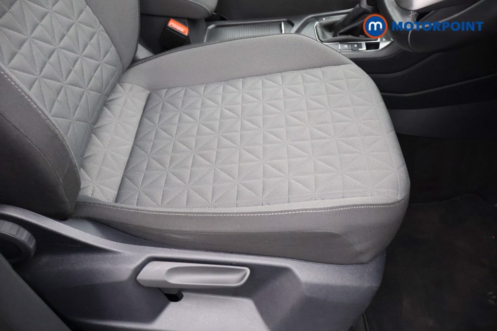 Volkswagen Tiguan Life Automatic Petrol Plug-In Hybrid SUV - Stock Number (1667821) - 15th supplementary image