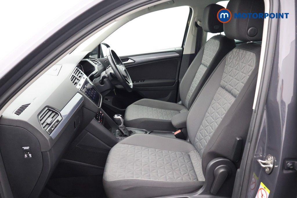 Volkswagen Tiguan Life Automatic Petrol Plug-In Hybrid SUV - Stock Number (1667821) - 21st supplementary image