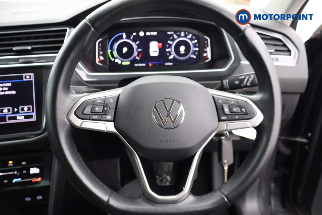 Volkswagen Tiguan Life Automatic Petrol Plug-In Hybrid SUV - Stock Number (1667821) - 1st supplementary image