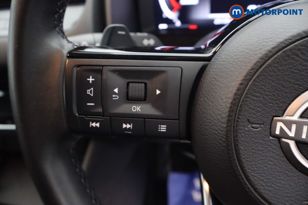 Nissan Qashqai N-Connecta Automatic Petrol SUV - Stock Number (1667958) - 3rd supplementary image