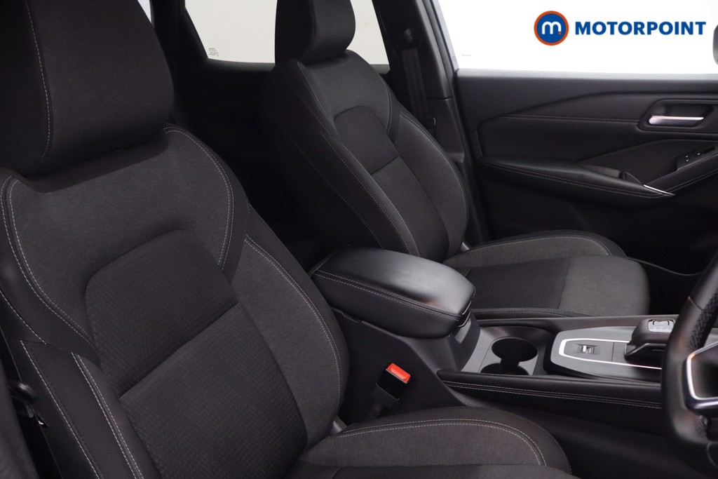 Nissan Qashqai N-Connecta Automatic Petrol SUV - Stock Number (1667958) - 24th supplementary image