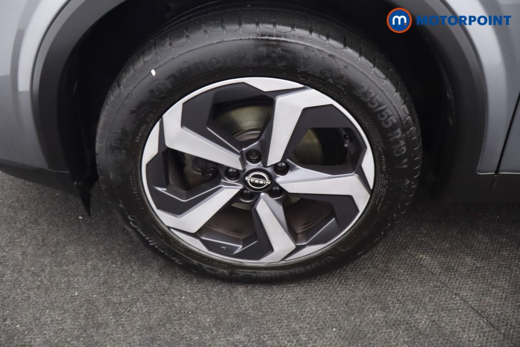 Nissan Qashqai N-Connecta Automatic Petrol SUV - Stock Number (1667958) - 32nd supplementary image