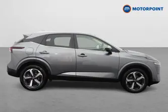 Nissan Qashqai N-Connecta Automatic Petrol SUV - Stock Number (1667958) - Drivers side