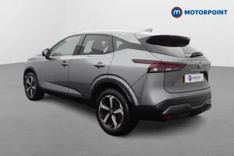 Nissan Qashqai N-Connecta Automatic Petrol SUV - Stock Number (1667958) - Passenger side rear corner