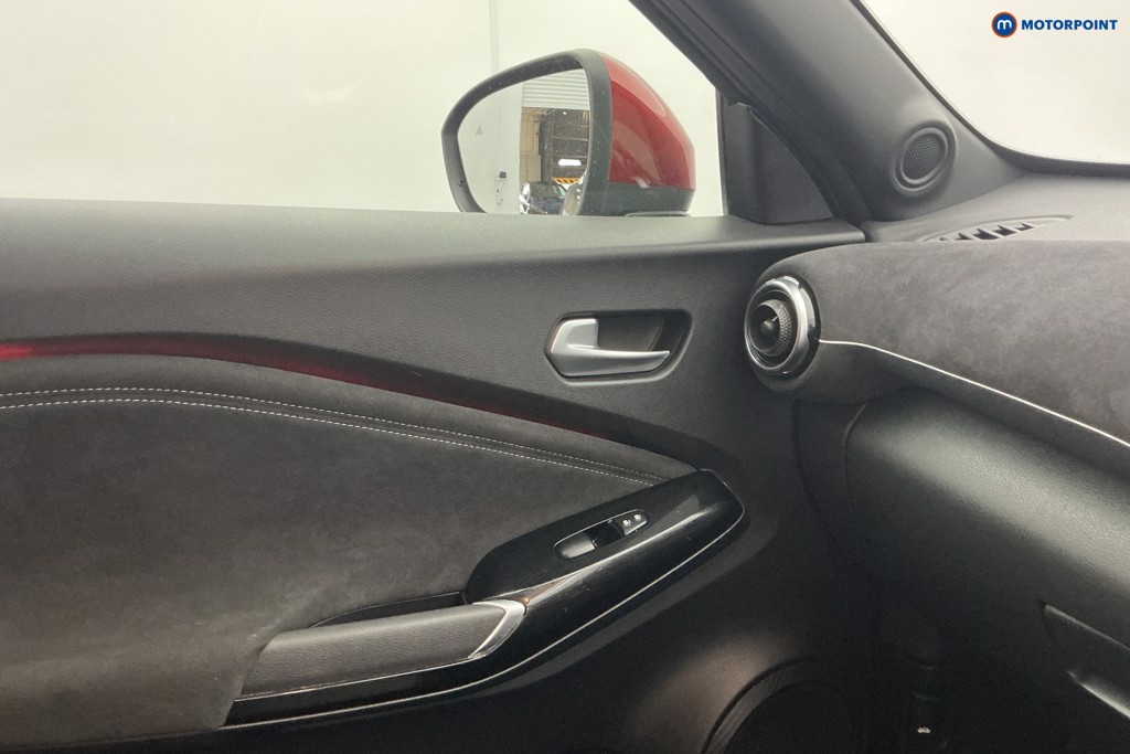 Nissan Juke Tekna-Plus Manual Petrol SUV - Stock Number (1668286) - 20th supplementary image