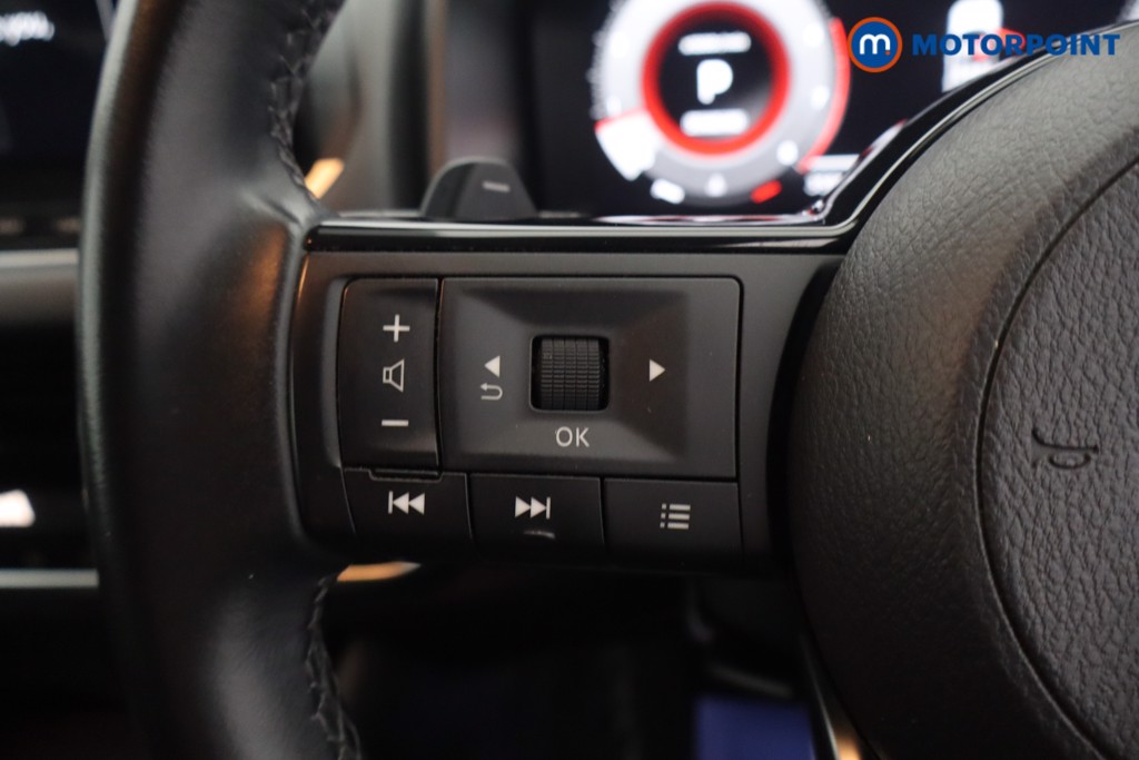 Nissan Qashqai N-Connecta Automatic Petrol SUV - Stock Number (1668481) - 3rd supplementary image