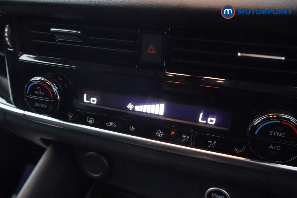 Nissan Qashqai N-Connecta Automatic Petrol SUV - Stock Number (1668481) - 11th supplementary image