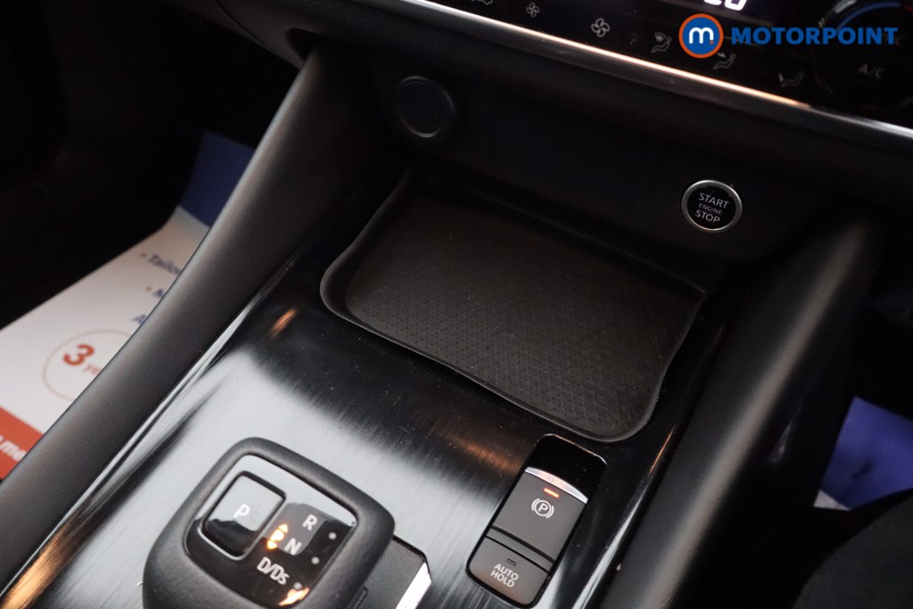 Nissan Qashqai N-Connecta Automatic Petrol SUV - Stock Number (1668481) - 12th supplementary image
