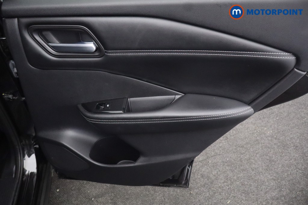 Nissan Qashqai N-Connecta Automatic Petrol SUV - Stock Number (1668481) - 31st supplementary image