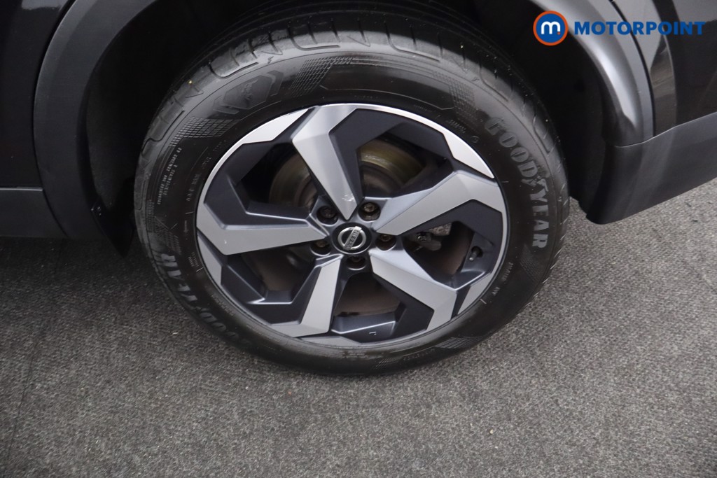 Nissan Qashqai N-Connecta Automatic Petrol SUV - Stock Number (1668481) - 36th supplementary image