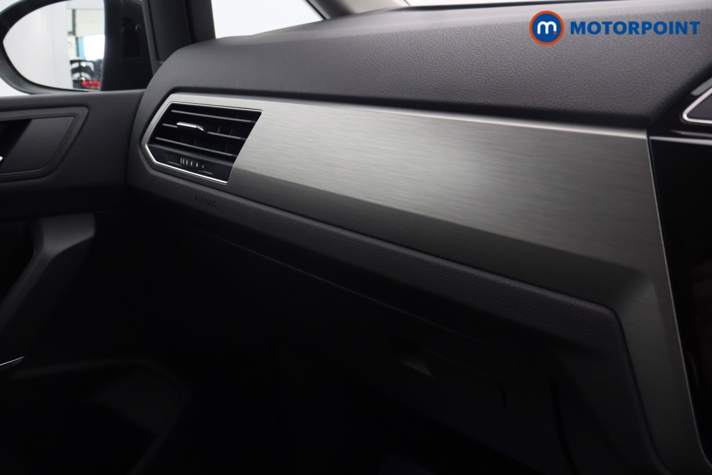Volkswagen Touran Match Manual Petrol People Carrier - Stock Number (1668542) - 12th supplementary image