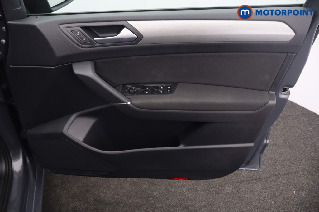 Volkswagen Touran Match Manual Petrol People Carrier - Stock Number (1668542) - 24th supplementary image