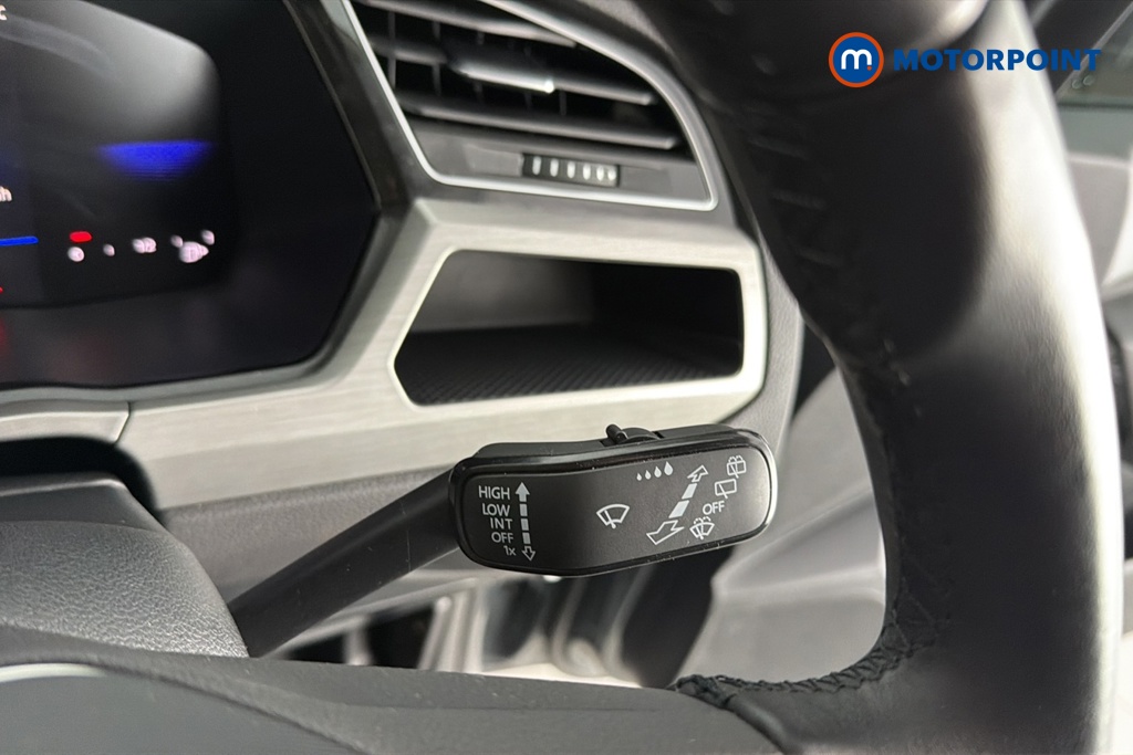 Volkswagen Touran Match Manual Petrol People Carrier - Stock Number (1668543) - 6th supplementary image