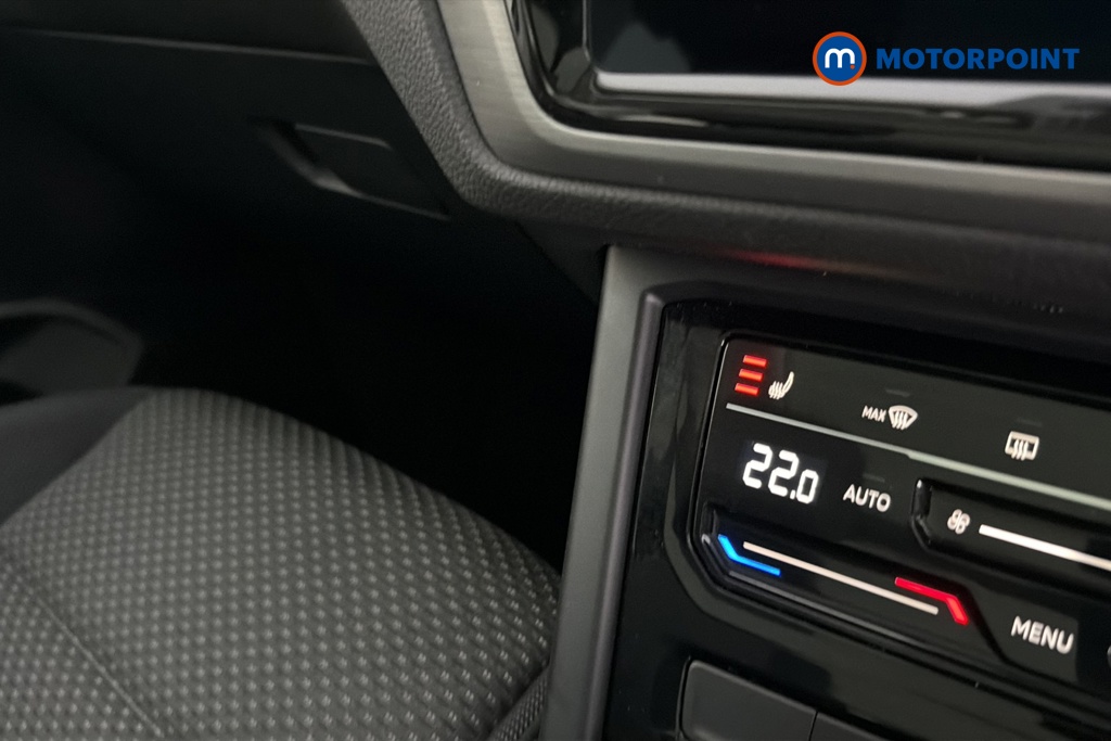Volkswagen Touran Match Manual Petrol People Carrier - Stock Number (1668543) - 14th supplementary image