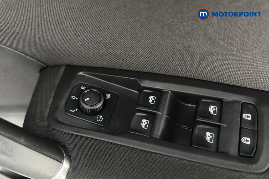 Volkswagen Touran Match Manual Petrol People Carrier - Stock Number (1668543) - 19th supplementary image