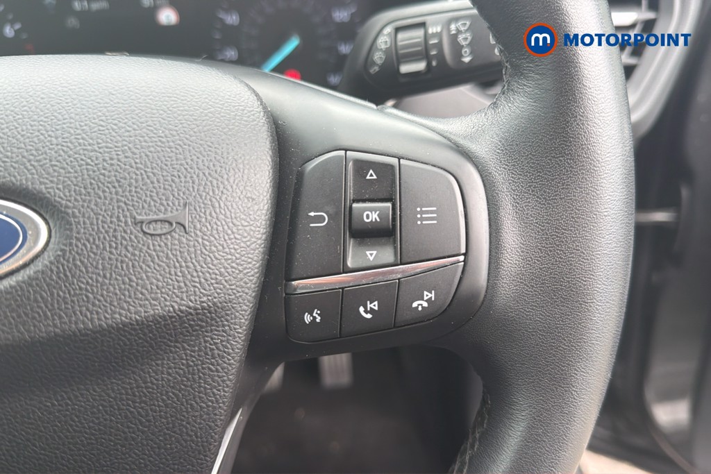 Ford Focus Titanium Manual Petrol Hatchback - Stock Number (1668792) - 9th supplementary image