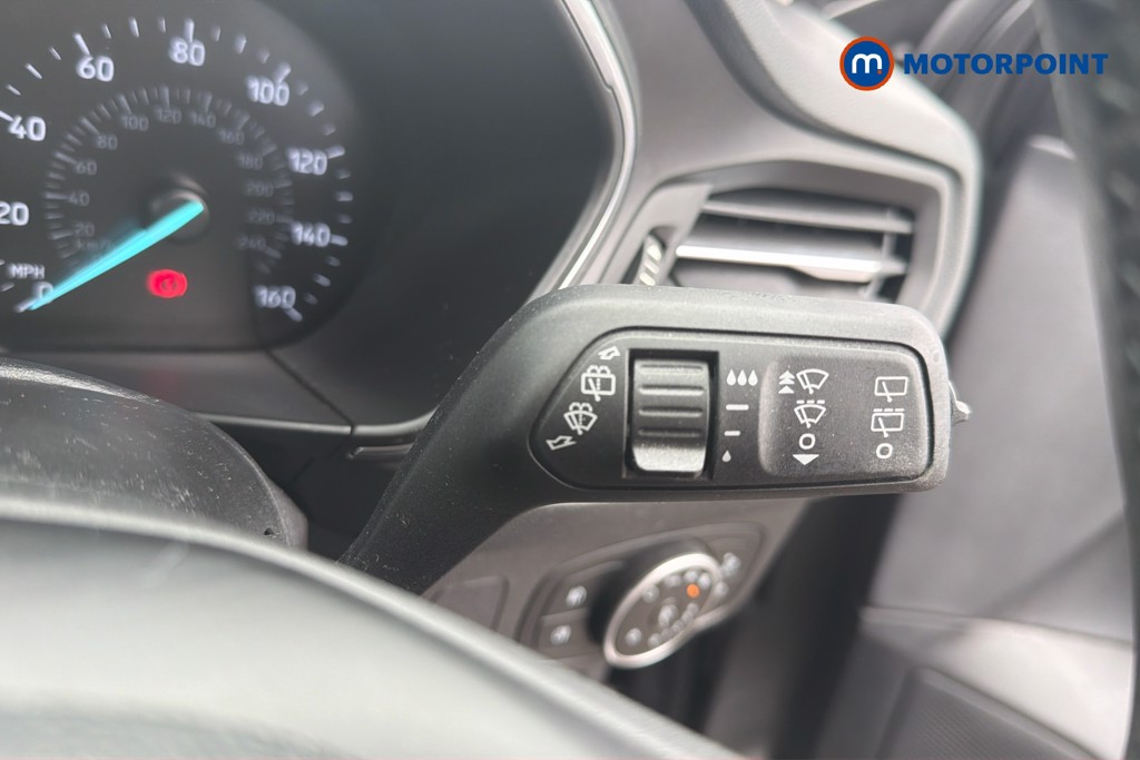 Ford Focus Titanium Manual Petrol Hatchback - Stock Number (1668792) - 11th supplementary image
