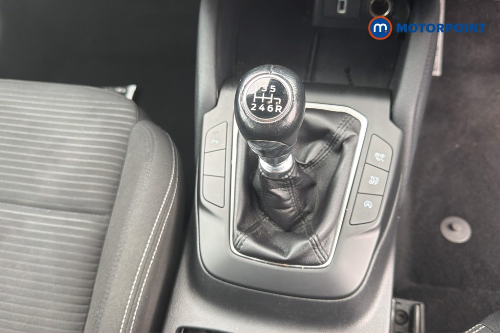 Ford Focus Titanium Manual Petrol Hatchback - Stock Number (1668792) - 15th supplementary image