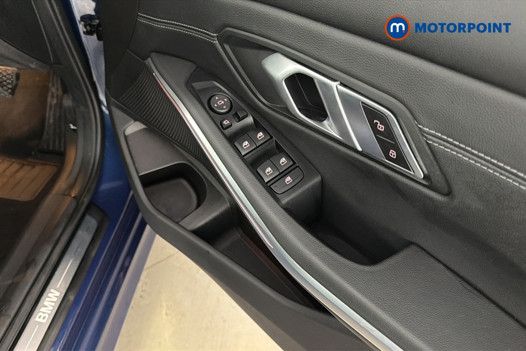 BMW 3 Series Sport Automatic Petrol Saloon - Stock Number (1669405) - 19th supplementary image