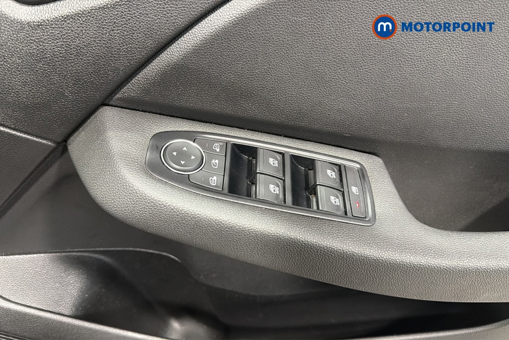 Renault Clio Evolution Manual Petrol Hatchback - Stock Number (1669824) - 19th supplementary image