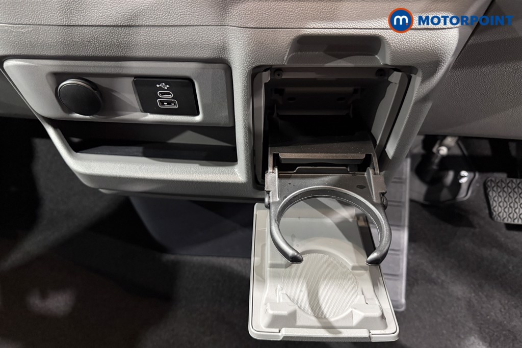 Ford Transit Custom Limited Automatic Petrol Plug-In Hybrid Standard Roof Minibus - Stock Number (1670102) - 14th supplementary image