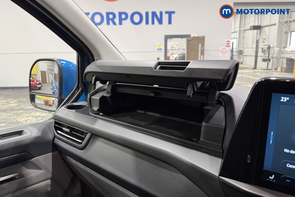 Ford Transit Custom Limited Automatic Petrol Plug-In Hybrid Standard Roof Minibus - Stock Number (1670102) - 15th supplementary image