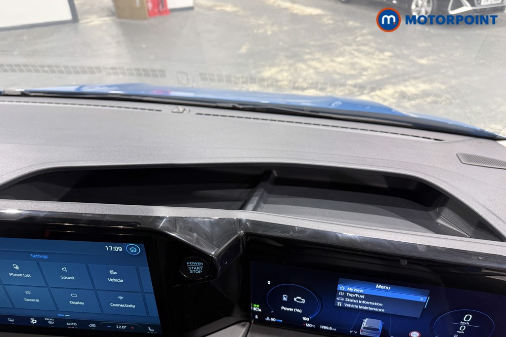Ford Transit Custom Limited Automatic Petrol Plug-In Hybrid Standard Roof Minibus - Stock Number (1670102) - 16th supplementary image