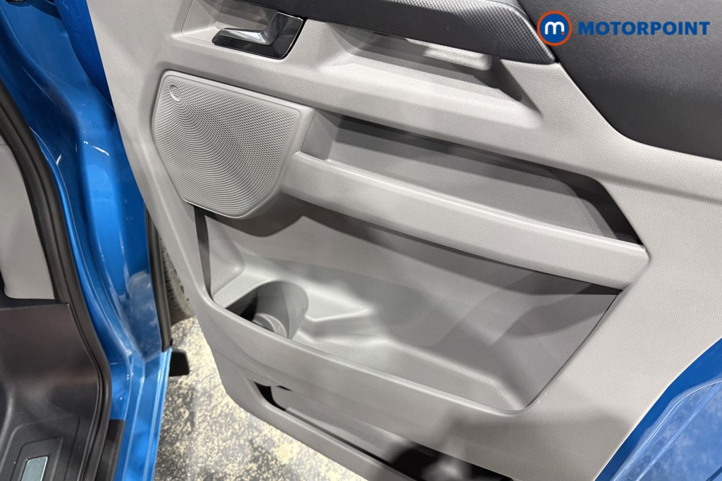 Ford Transit Custom Limited Automatic Petrol Plug-In Hybrid Standard Roof Minibus - Stock Number (1670102) - 22nd supplementary image