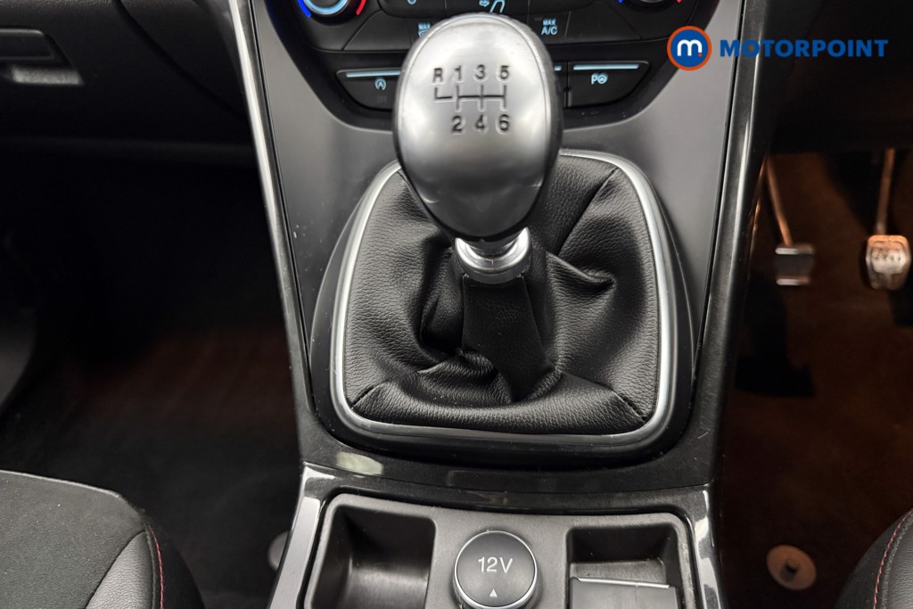 Ford Kuga St-Line Manual Diesel SUV - Stock Number (1670182) - 7th supplementary image