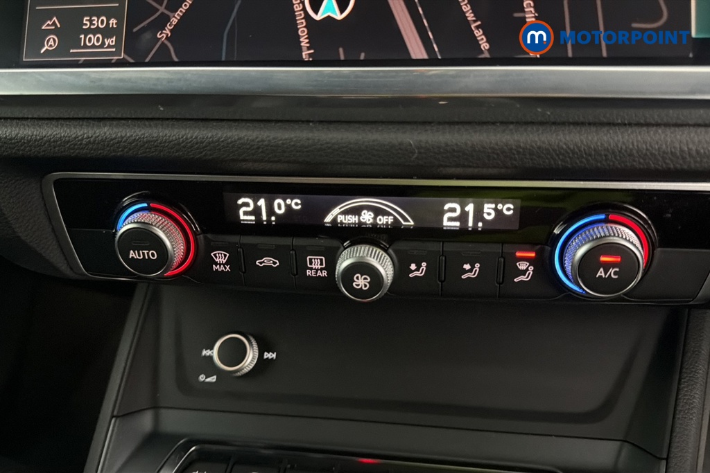 Audi Q3 Black Edition Automatic Petrol SUV - Stock Number (1670936) - 12th supplementary image
