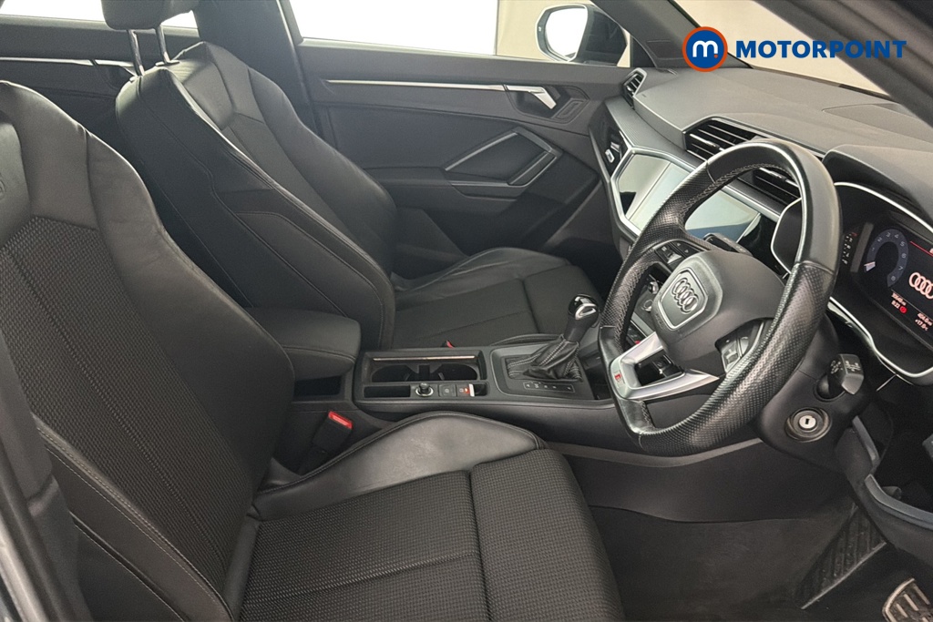Audi Q3 Black Edition Automatic Petrol SUV - Stock Number (1670936) - 22nd supplementary image