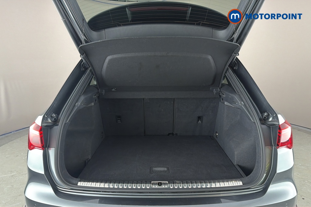 Audi Q3 Black Edition Automatic Petrol SUV - Stock Number (1670936) - 30th supplementary image