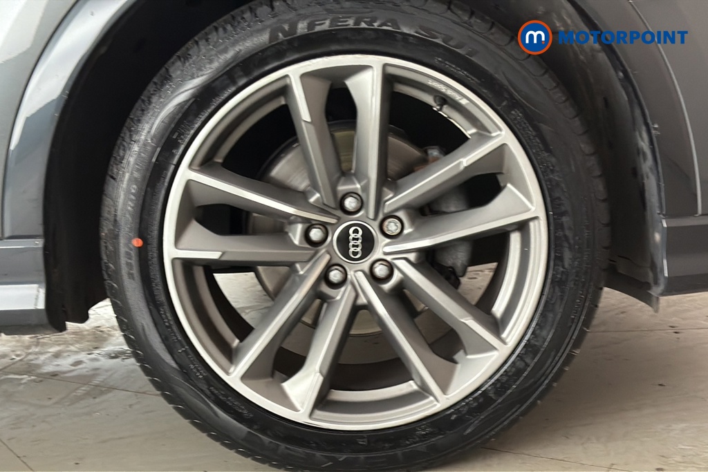 Audi Q3 Black Edition Automatic Petrol SUV - Stock Number (1670936) - 47th supplementary image