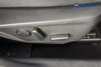 Ford Focus Active X Automatic Petrol Hatchback - Stock Number (1672121) - 23rd supplementary image
