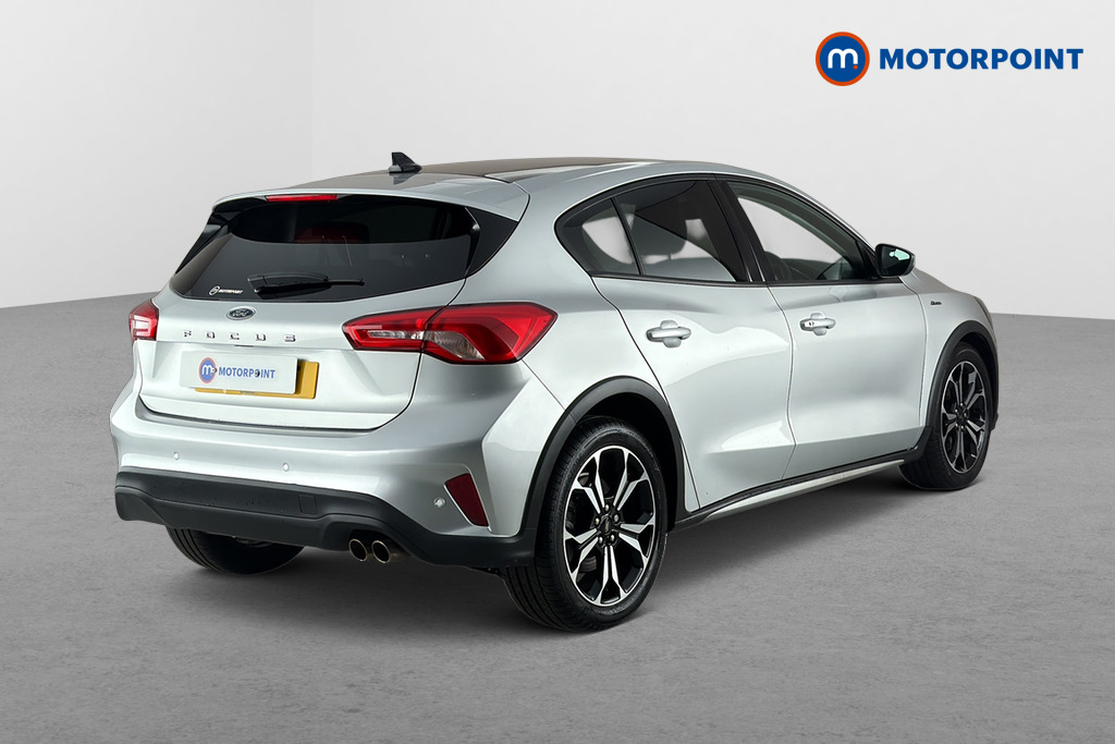 Ford Focus Active X Automatic Petrol Hatchback - Stock Number (1672121) - Passenger side rear corner