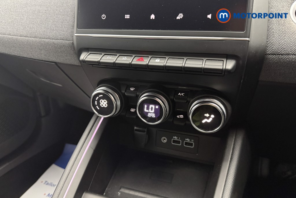 Renault Clio Techno Automatic Petrol-Electric Hybrid Hatchback - Stock Number (1672151) - 15th supplementary image