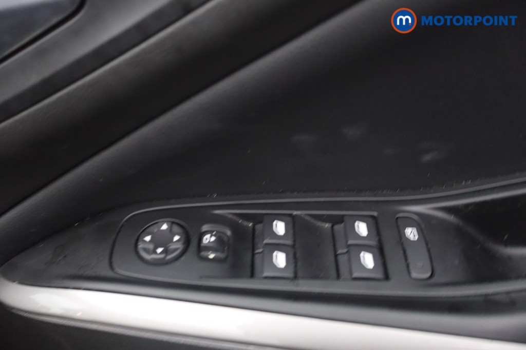 Vauxhall Grandland Ultimate Manual Petrol SUV - Stock Number (1672694) - 10th supplementary image