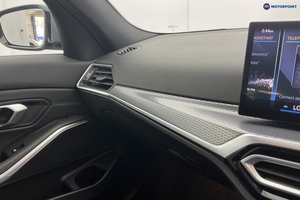 BMW 3 Series M Sport Automatic Petrol Saloon - Stock Number (1673555) - 17th supplementary image